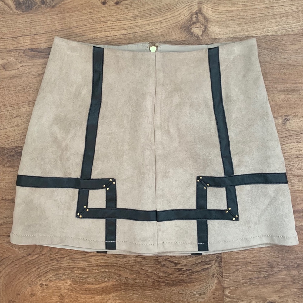 Guess Los Angeles Tan Mini Skirt